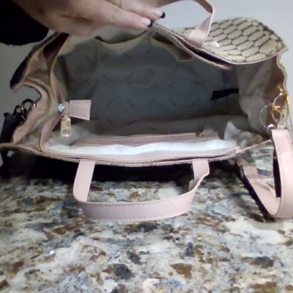 VALENTINES DAY BUNDLE Large BEBE Tote w/ MUCH MORE - Picture 4 of 6